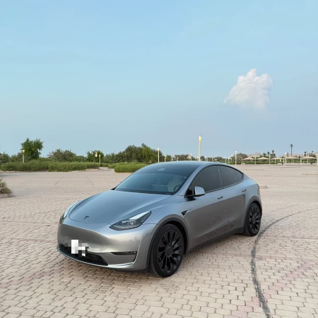 تسلا Model Y 2023