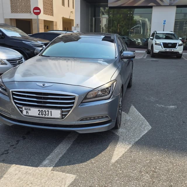 جينيسيس G80 2015