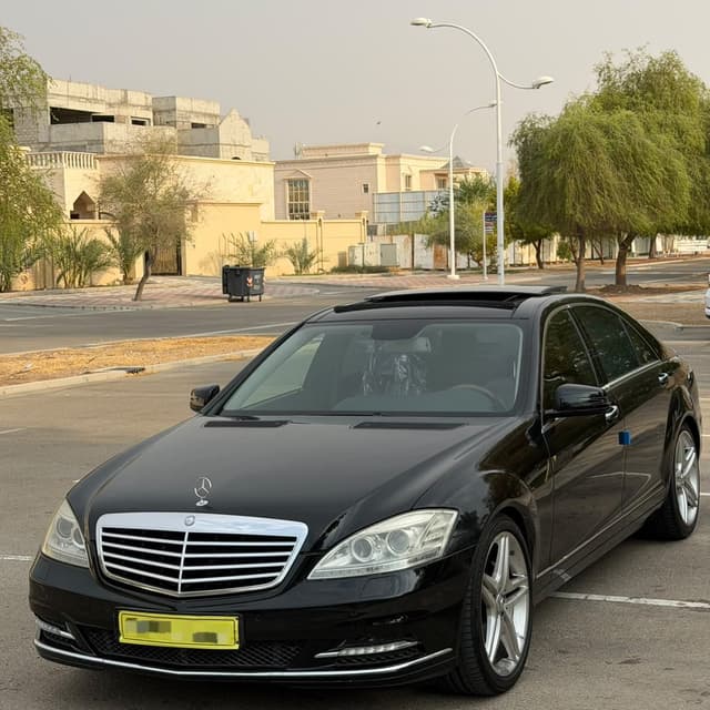 مرسيدس الفئة S 2010