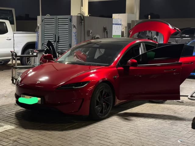 تسلا Model 3 2025
