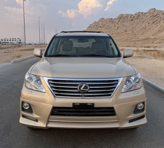 لكزس LX 2009