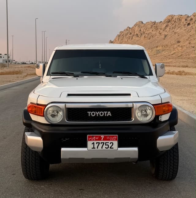 تويوتا إف جي كروزر 2009