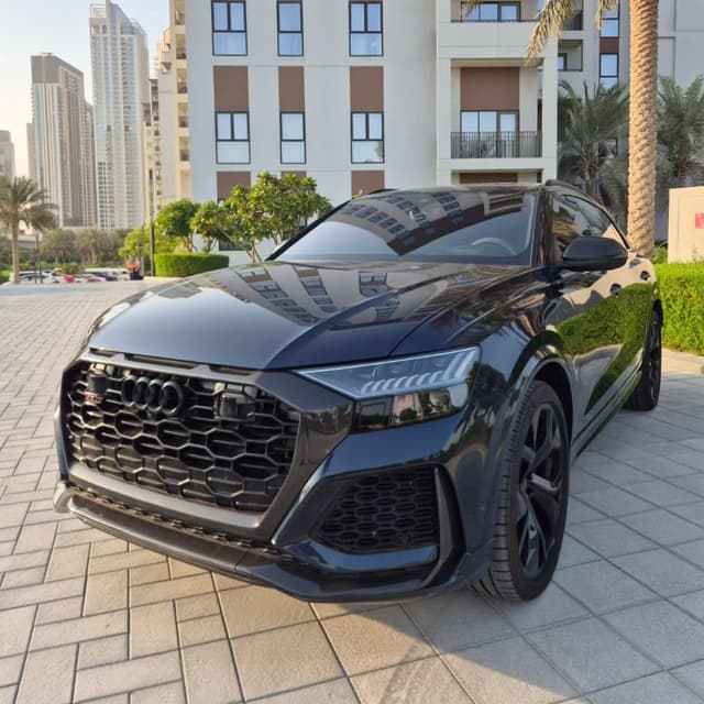 أودي RS Q8 2024