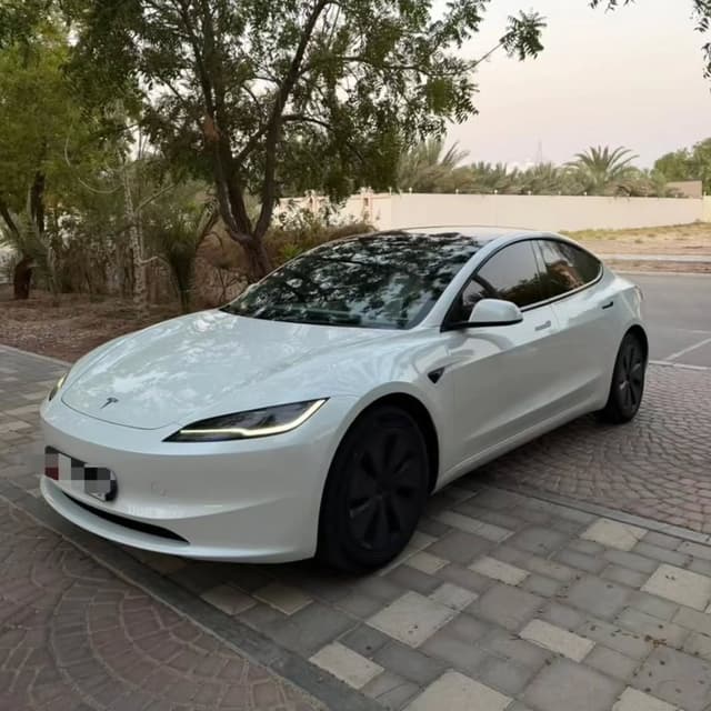 تسلا Model 3 2024