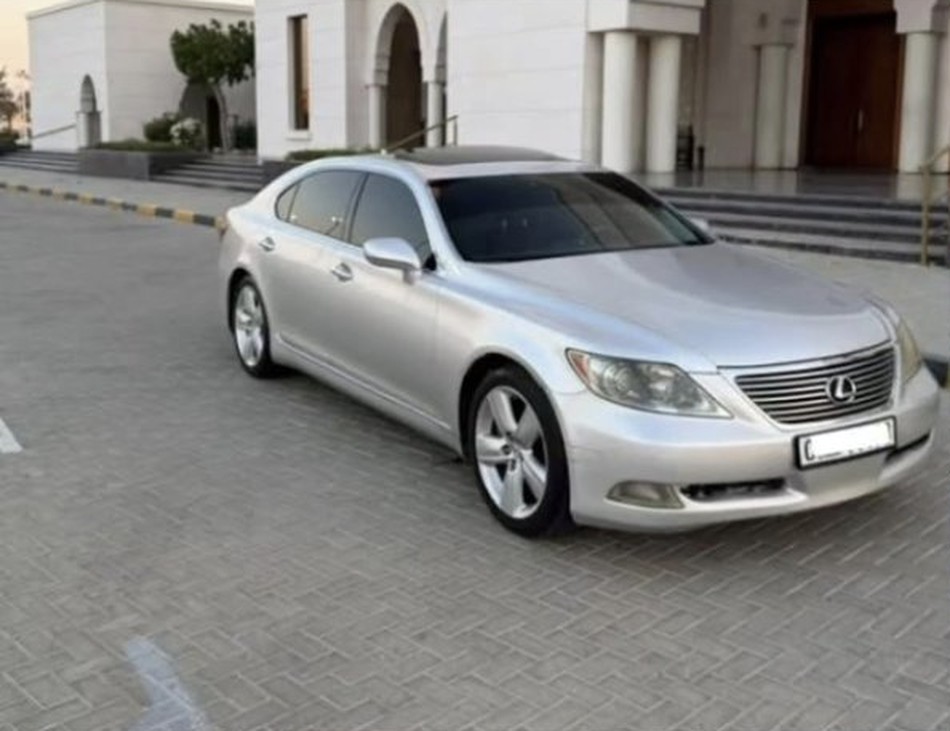 لكزس LS 2007 صورة 2